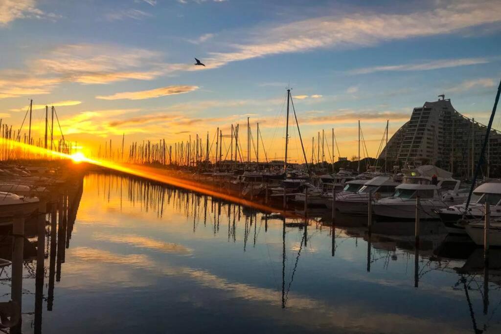 Reve Bleu Residence La Grande Pyramide Vue Port Hyper Centre Wifi Parking Prive Gratuit Exterior photo
